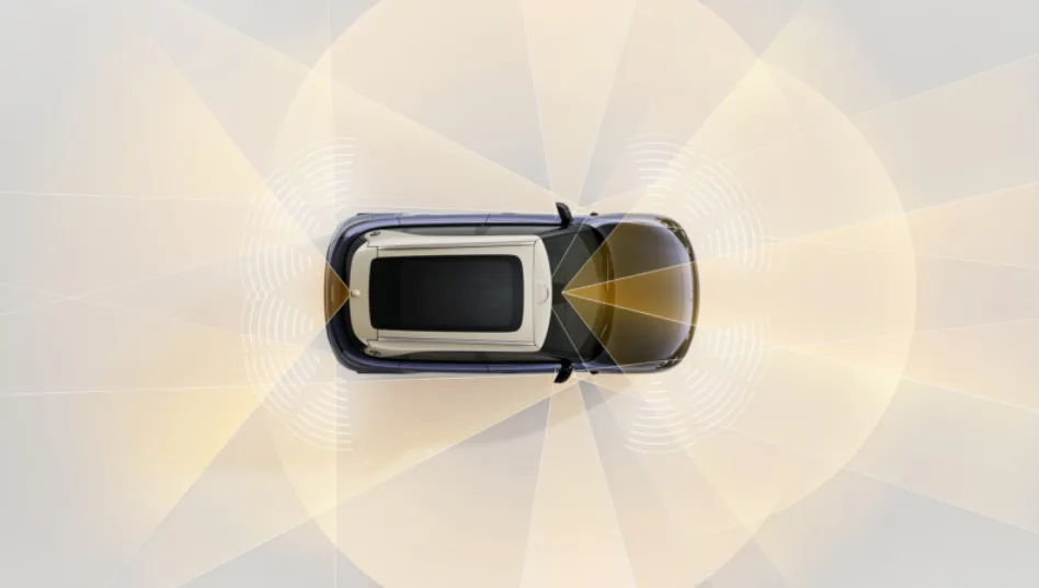 Smart 1 with LiDAR-based G-ASD D-Pilot H5 driver-assistance system,